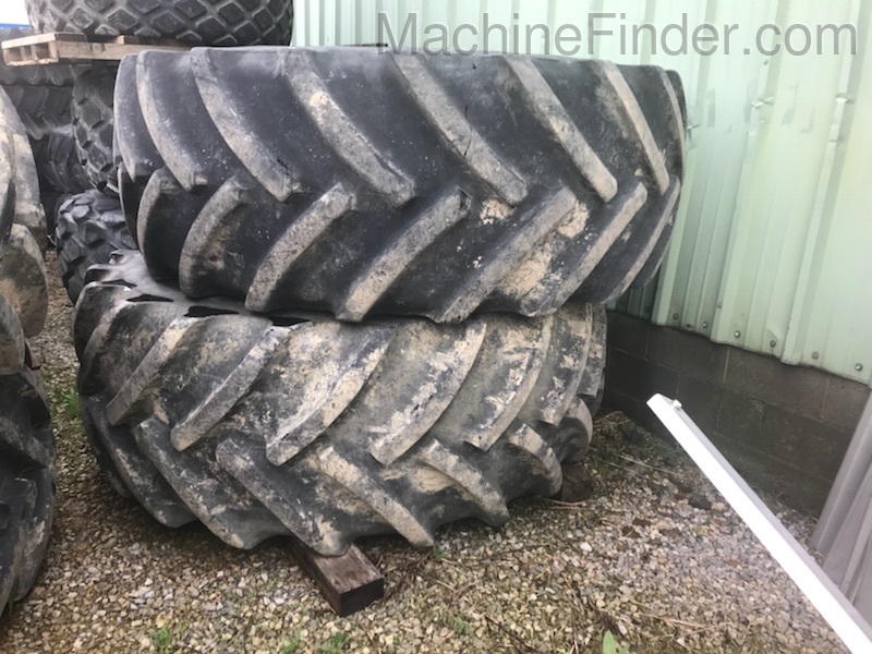 2010 Continental 710/70R-42 Image 2