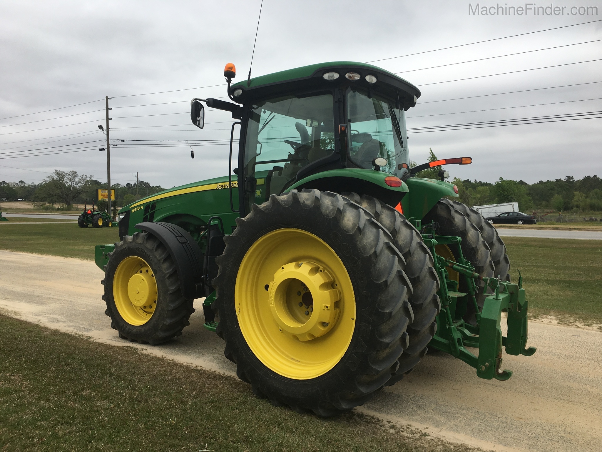 2014 John Deere 8320R Image 7