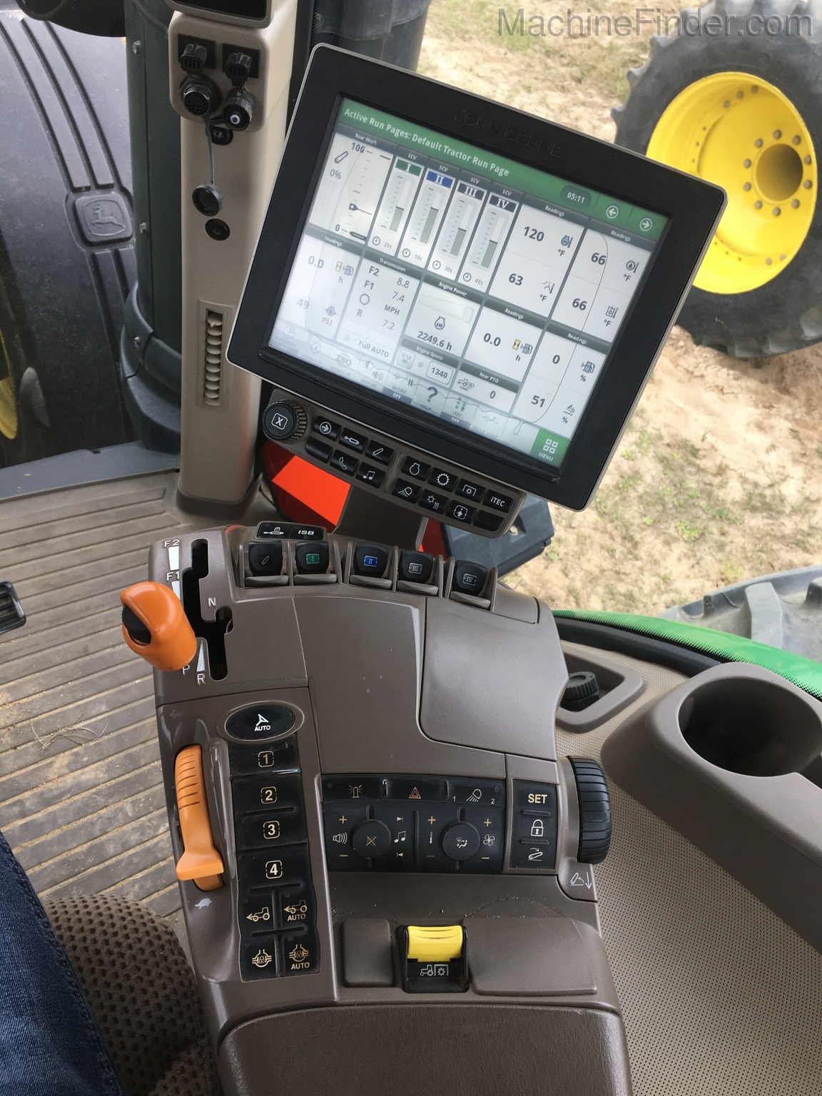 2014 John Deere 8320R Image 13