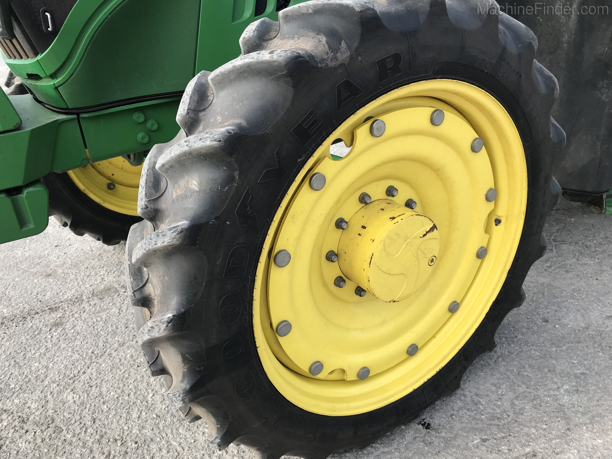2016 John Deere 6175R Image 11