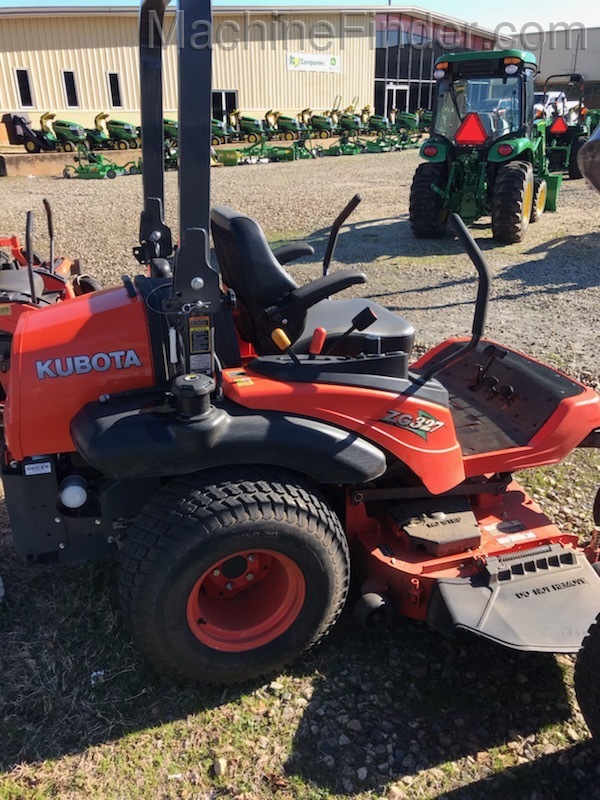 2016 Kubota ZG327 Image 2