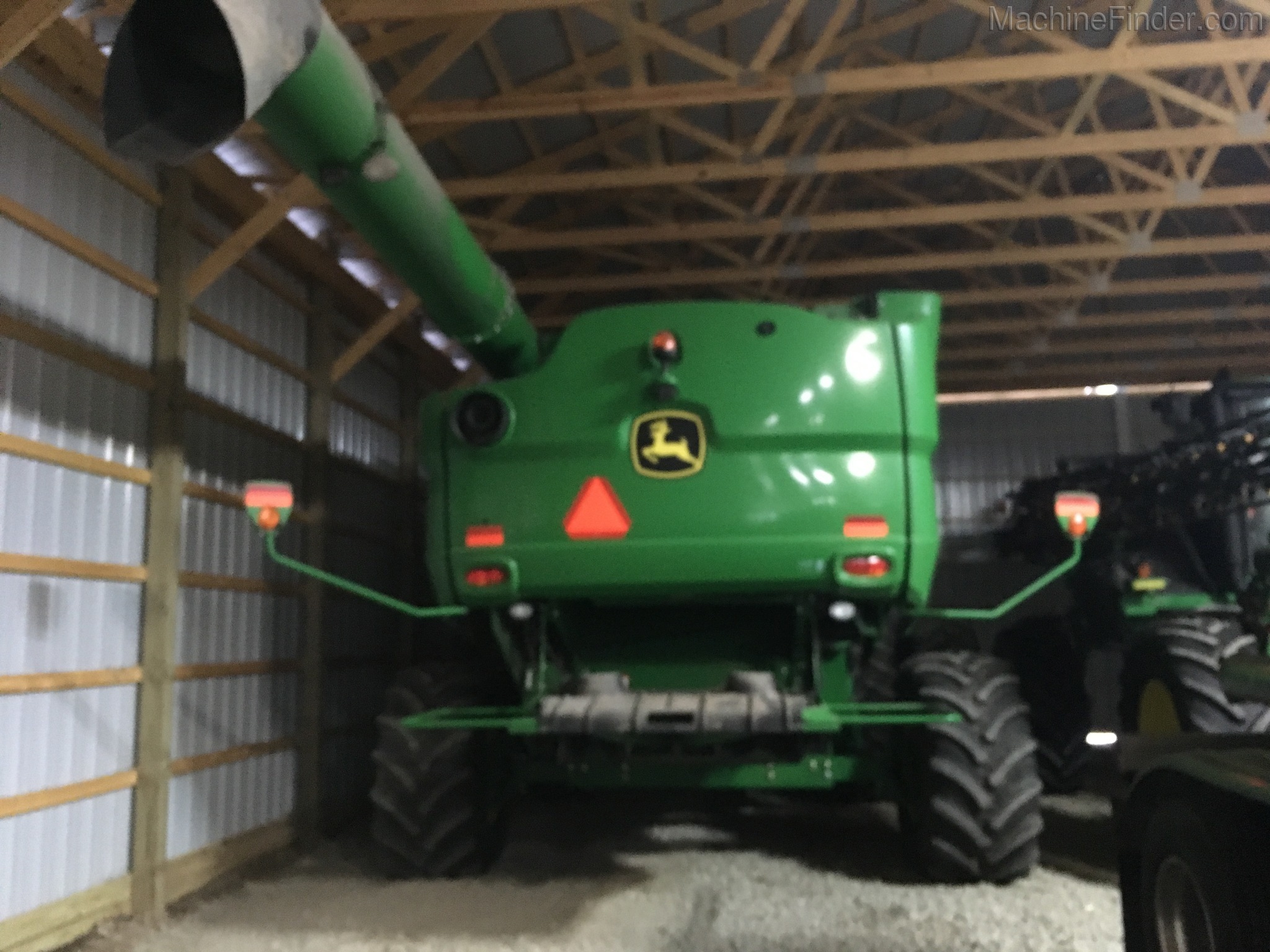 2015 John Deere S680 Image 2