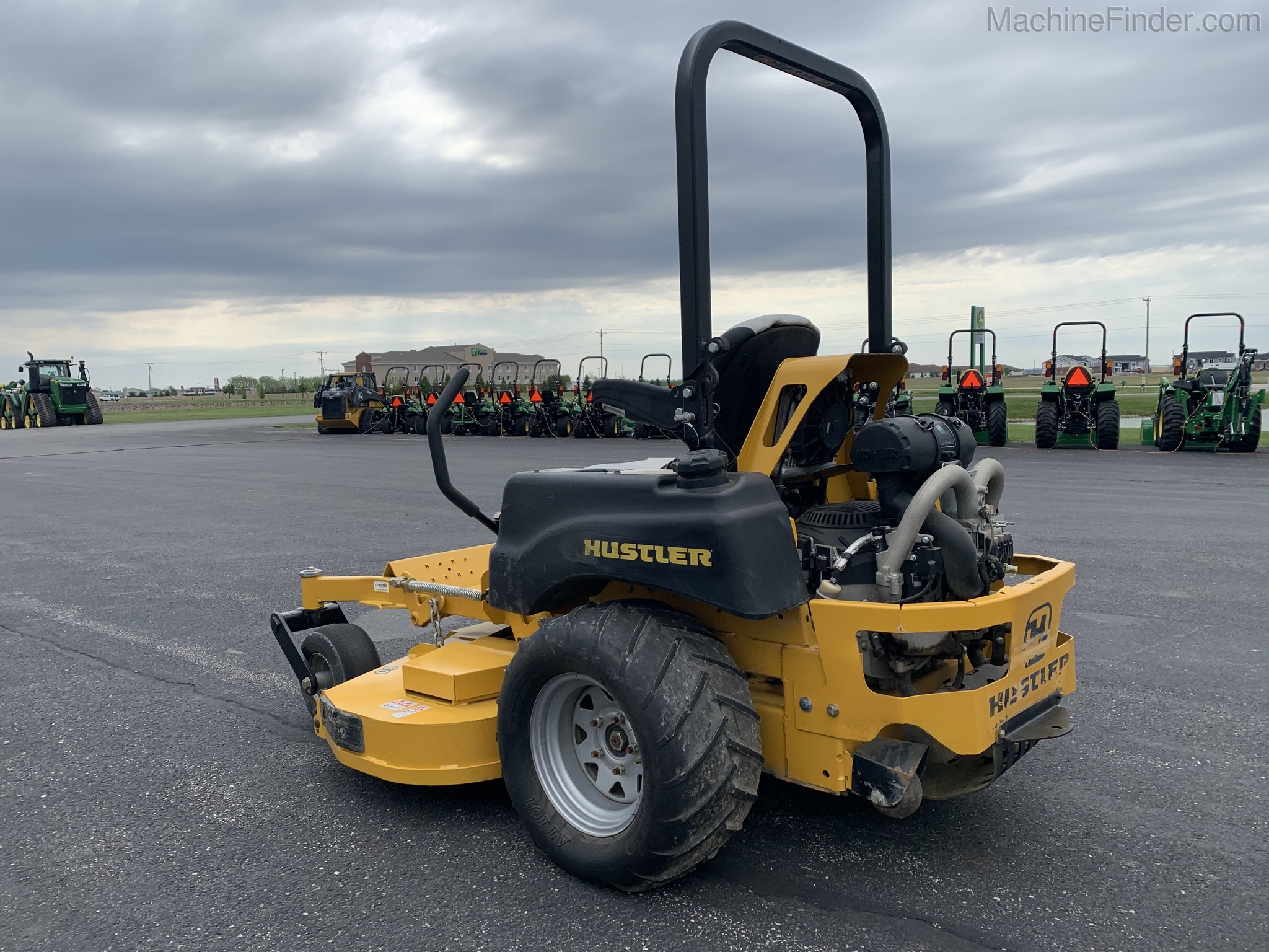 2017 Hustler SUPER Z Image 3