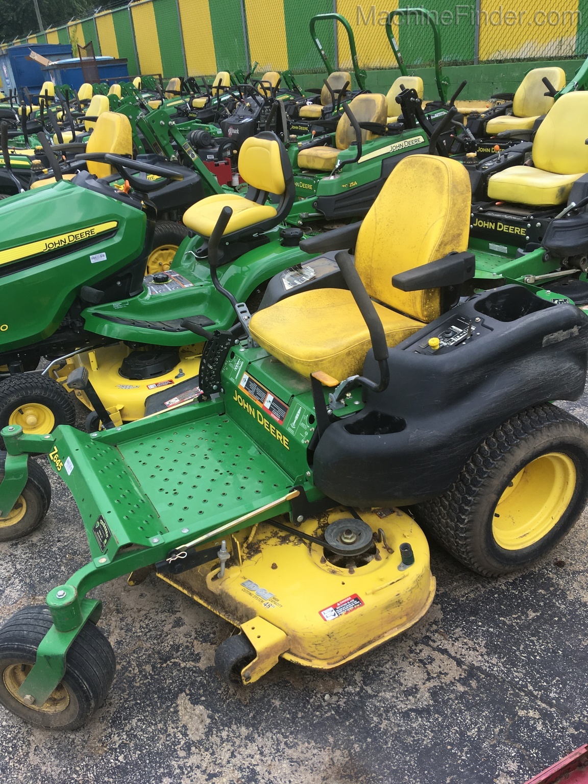 2011 John Deere Z645 Image 1