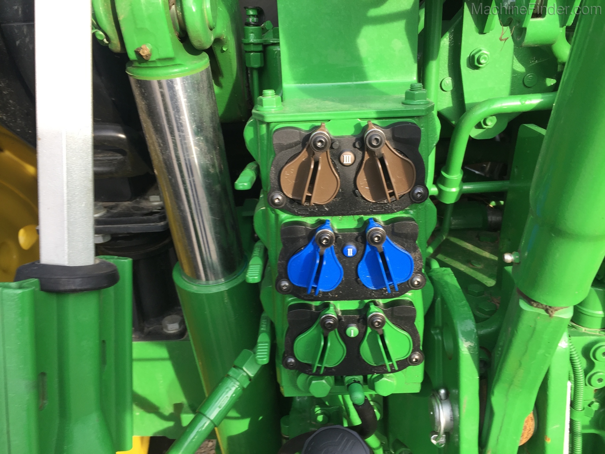 2019 John Deere 6130R Image 28