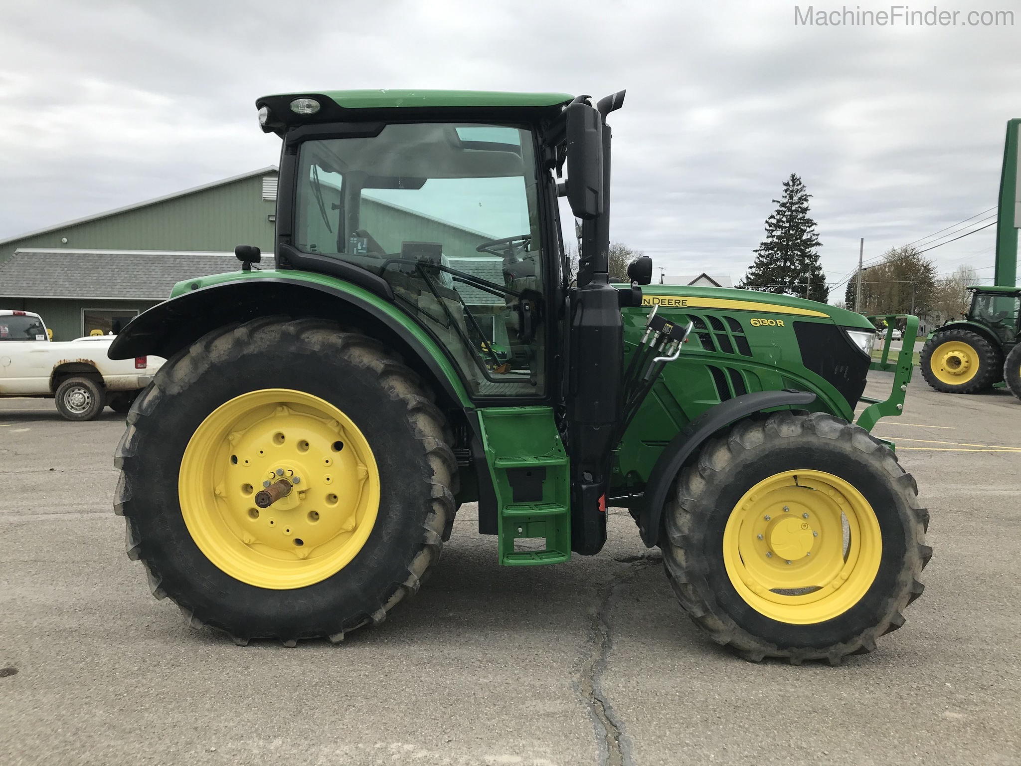2019 John Deere 6130R Image 7