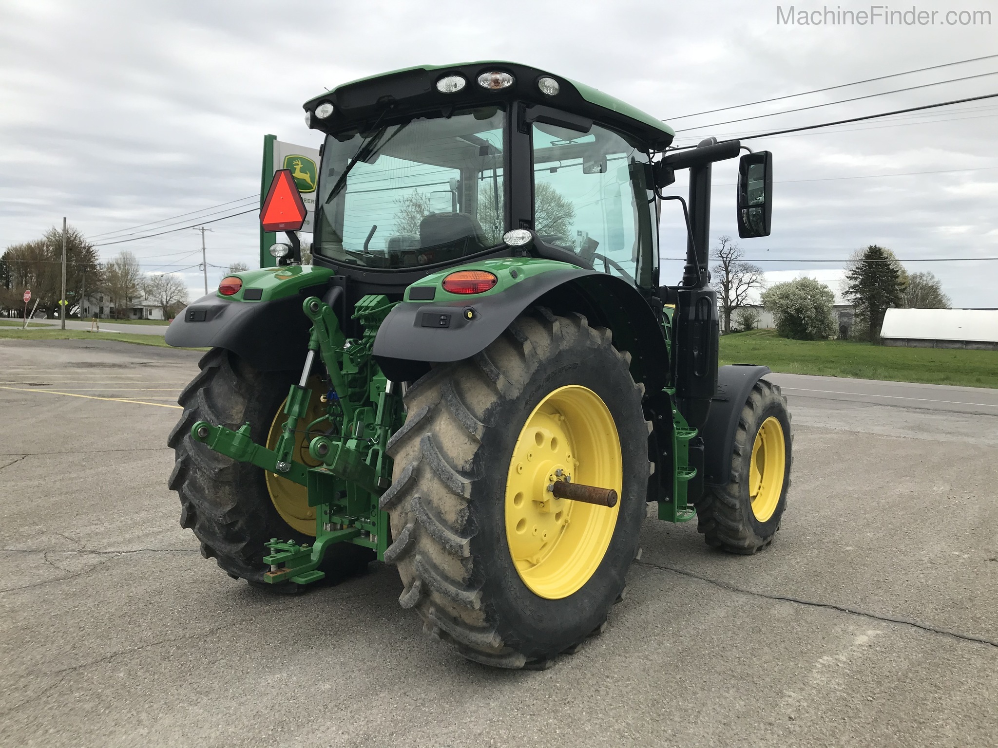 2019 John Deere 6130R Image 6