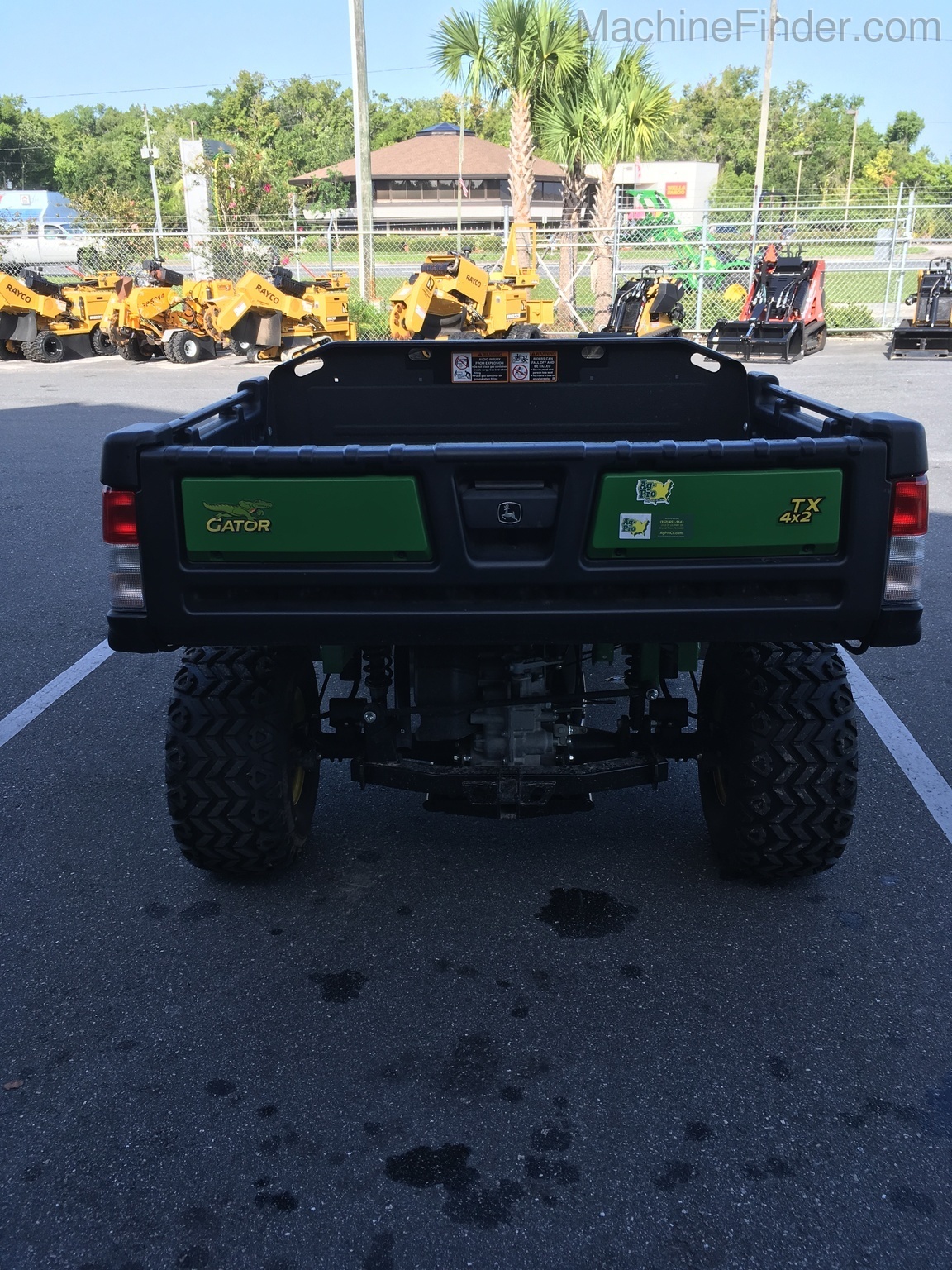 2020 John Deere TX Gator 4x2 Image 3