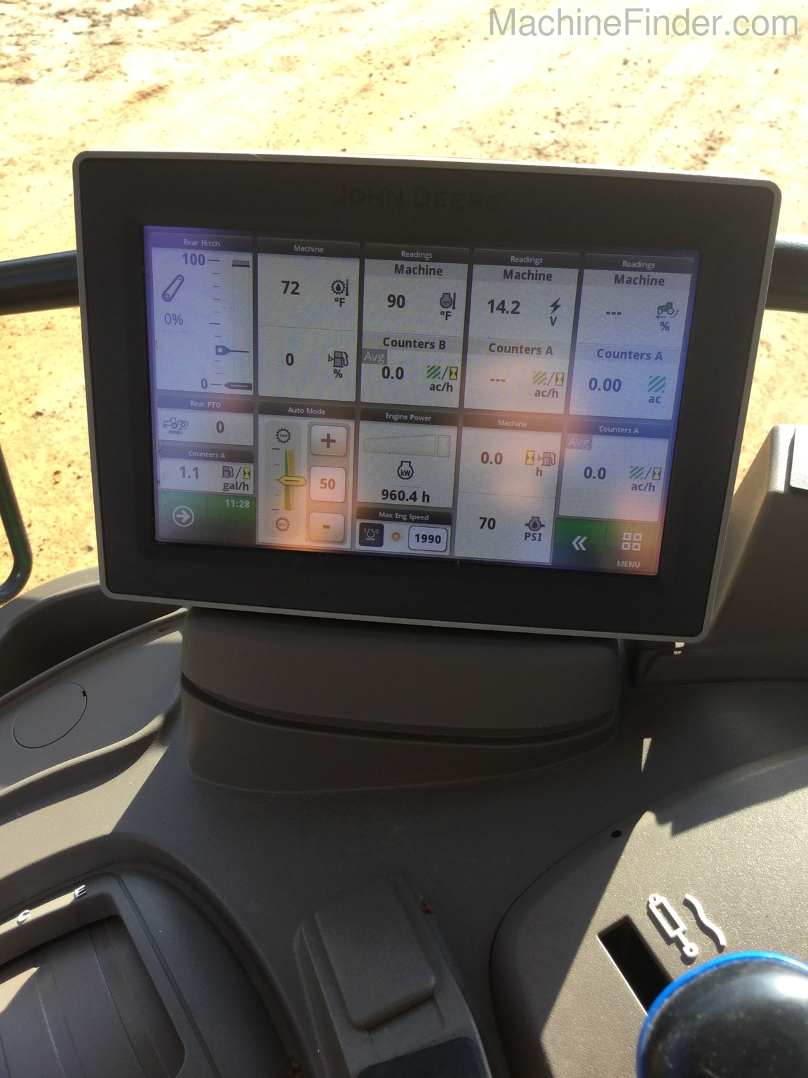 2019 John Deere 6145R Image 9