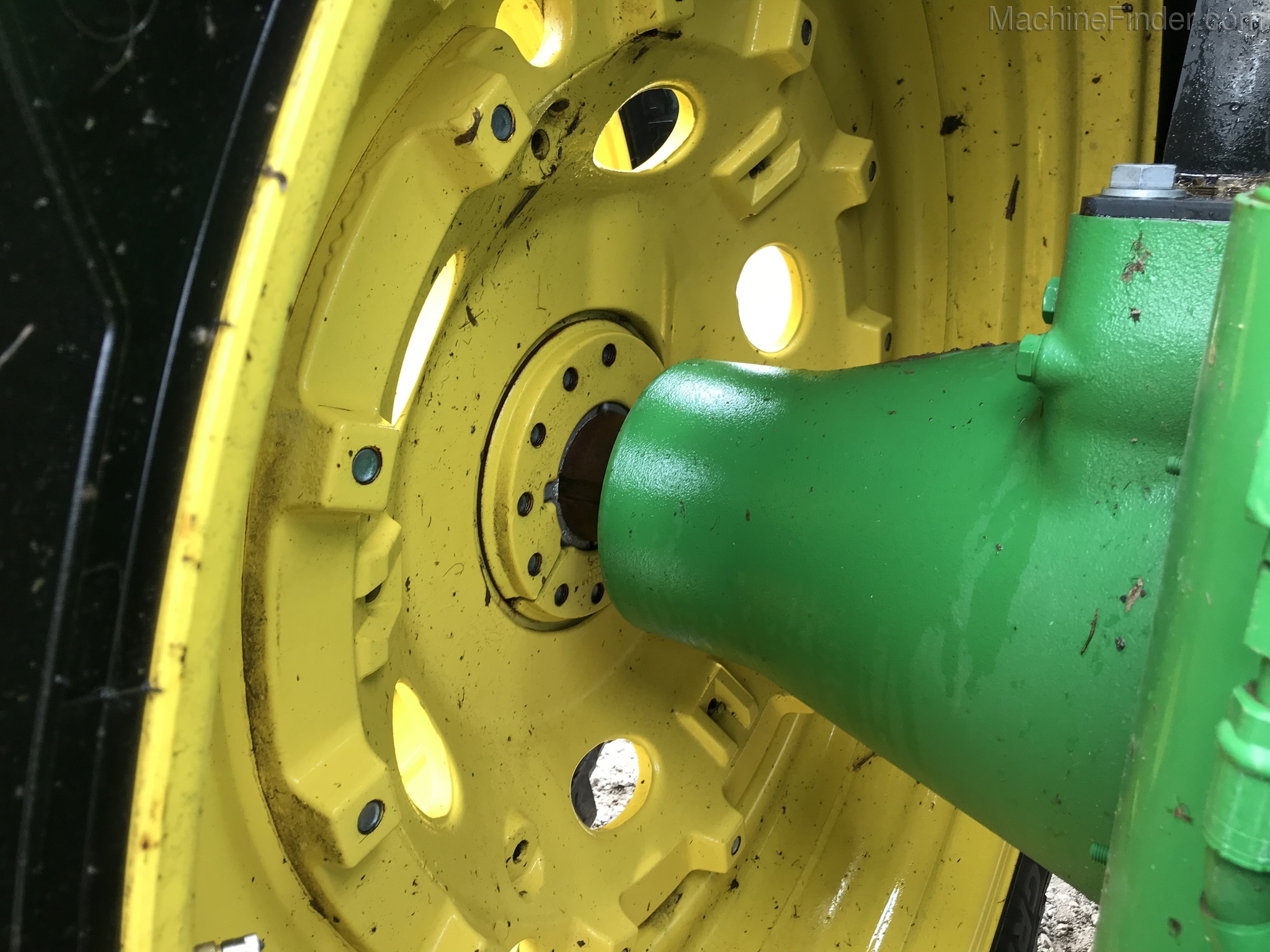 2019 John Deere 8295R Image 14