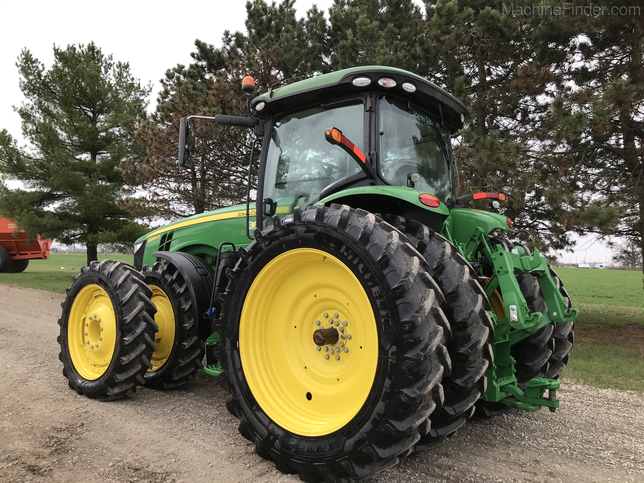 2019 John Deere 8295R Image 2