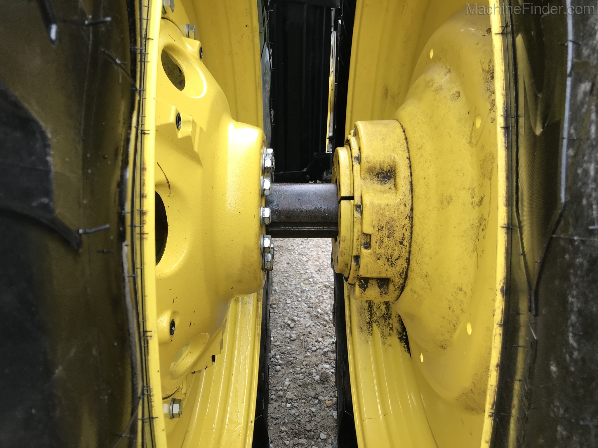 2019 John Deere 8295R Image 13