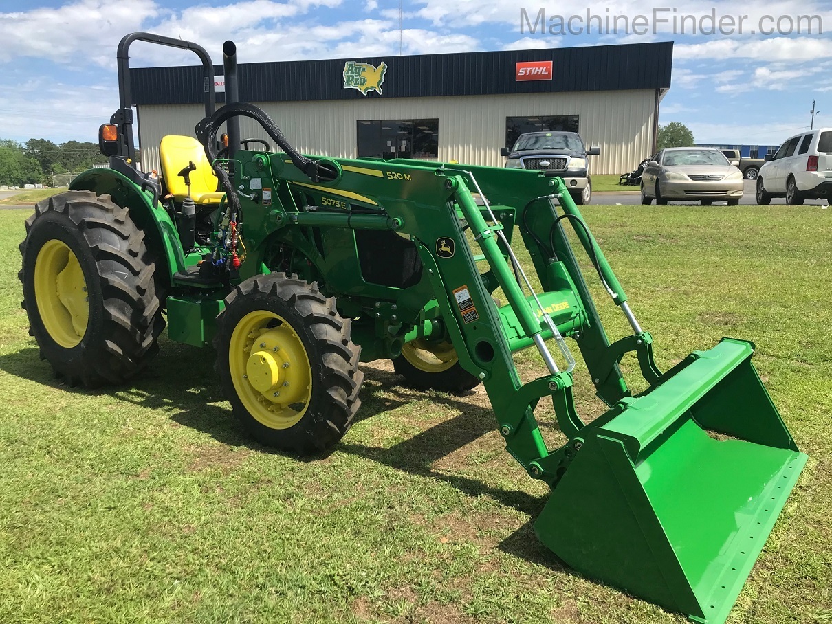 2021 John Deere 5075E Image 1