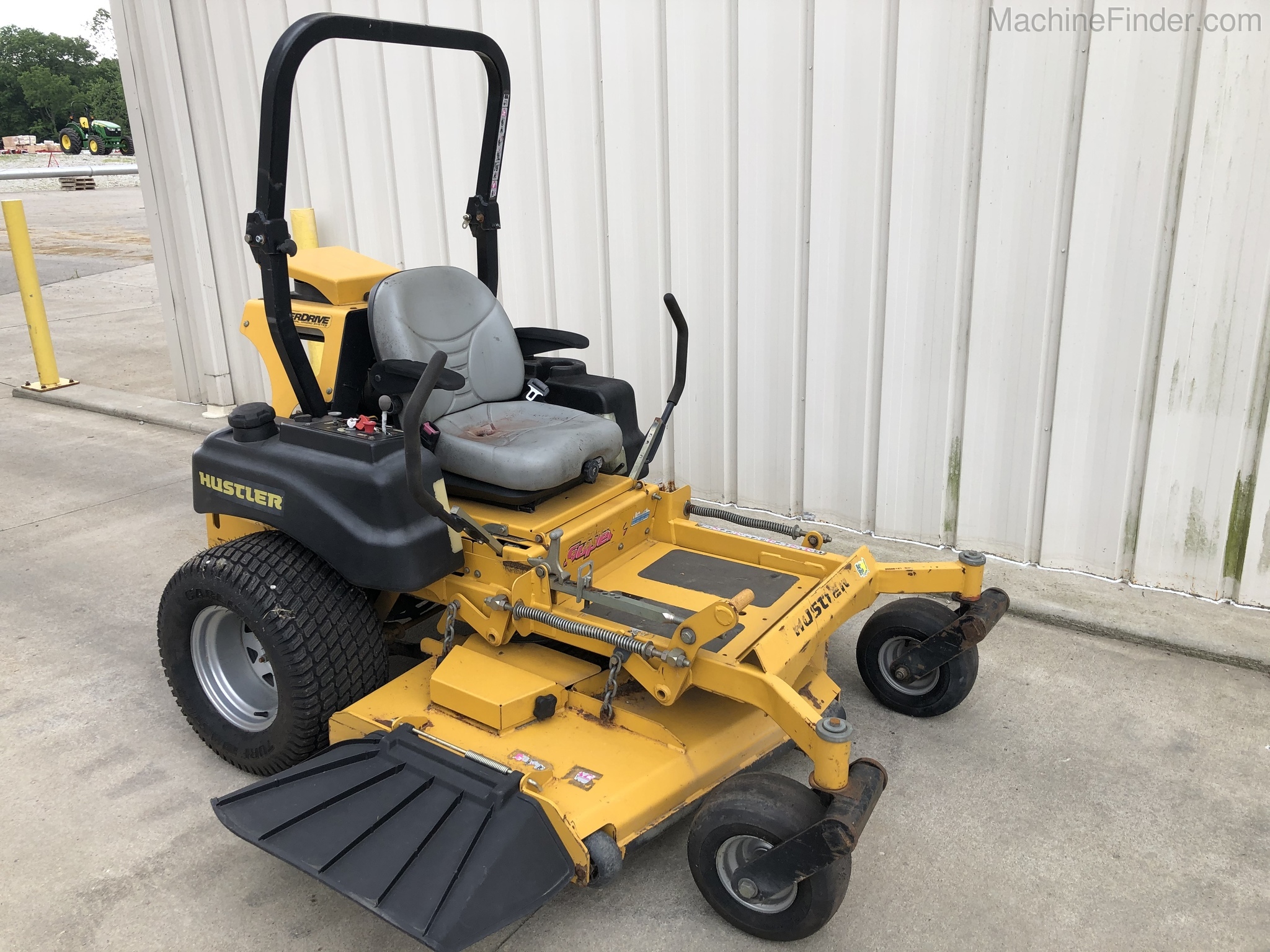 2012 Hustler SUPER Z HYPER DRIVE Image 5