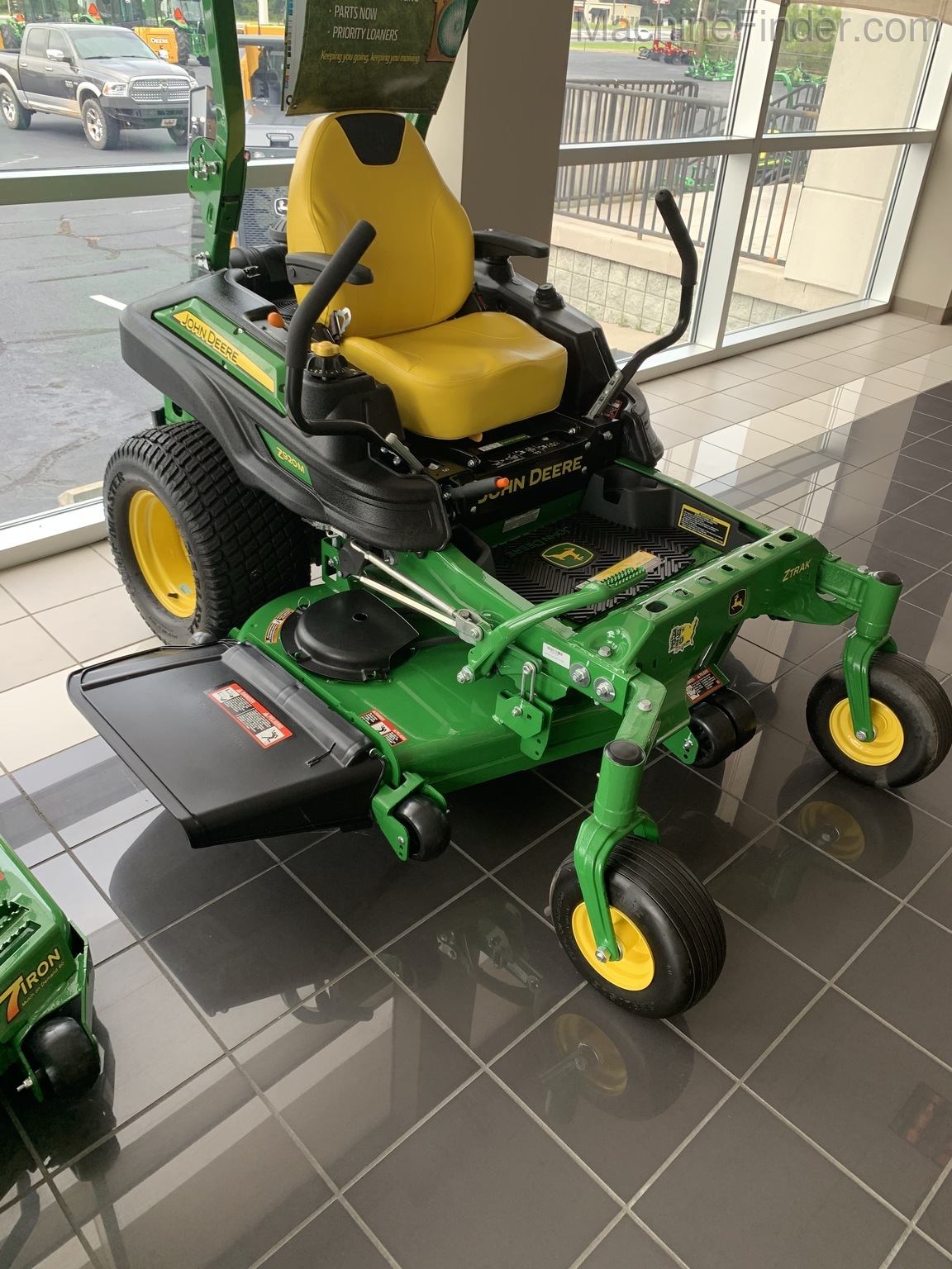 2020 John Deere Z920M Image 5
