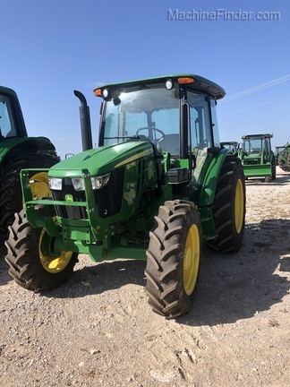 2017 John Deere 5075E Image 2