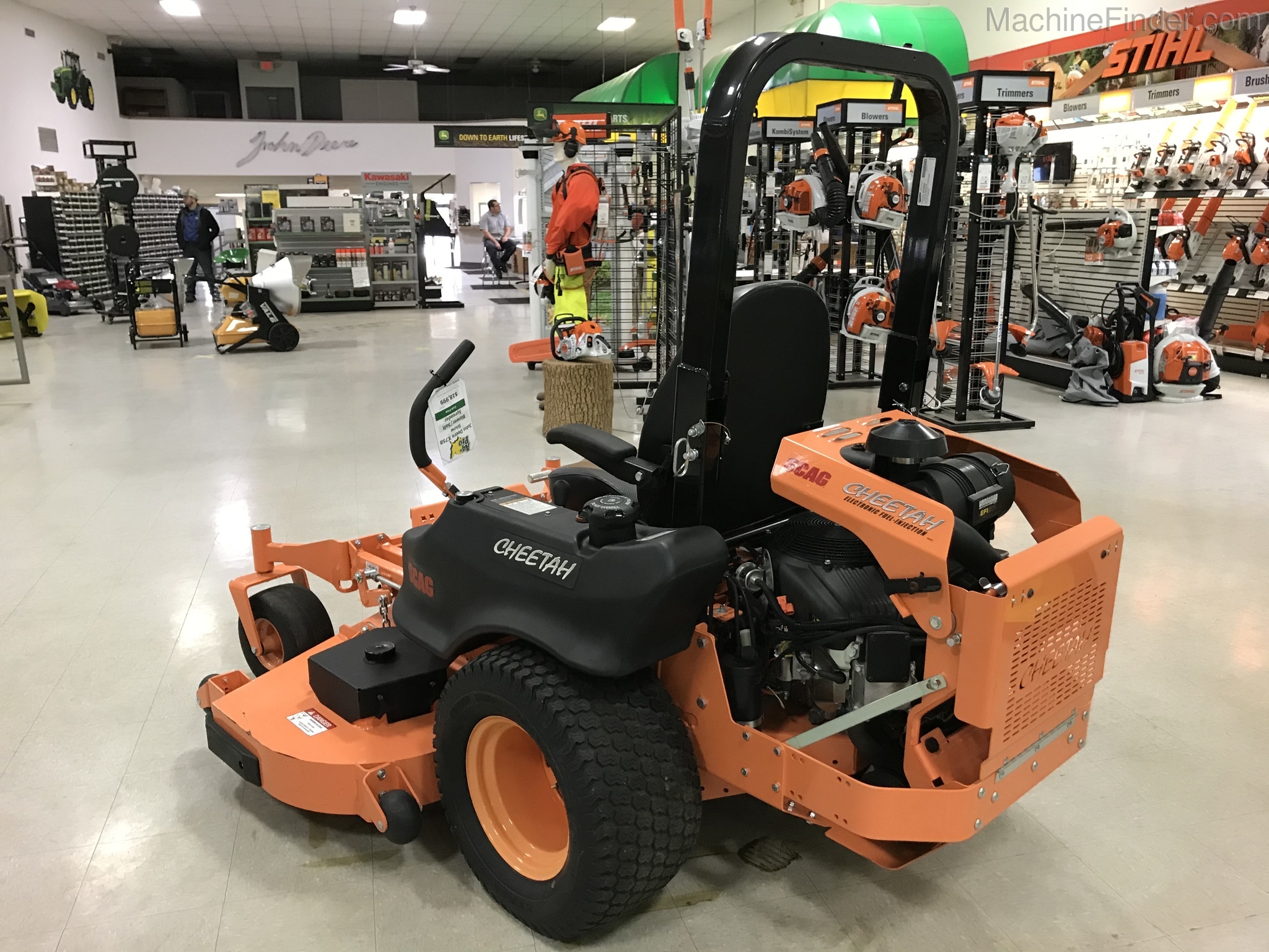 2019 Scag SCZ72V-37BV Image 5