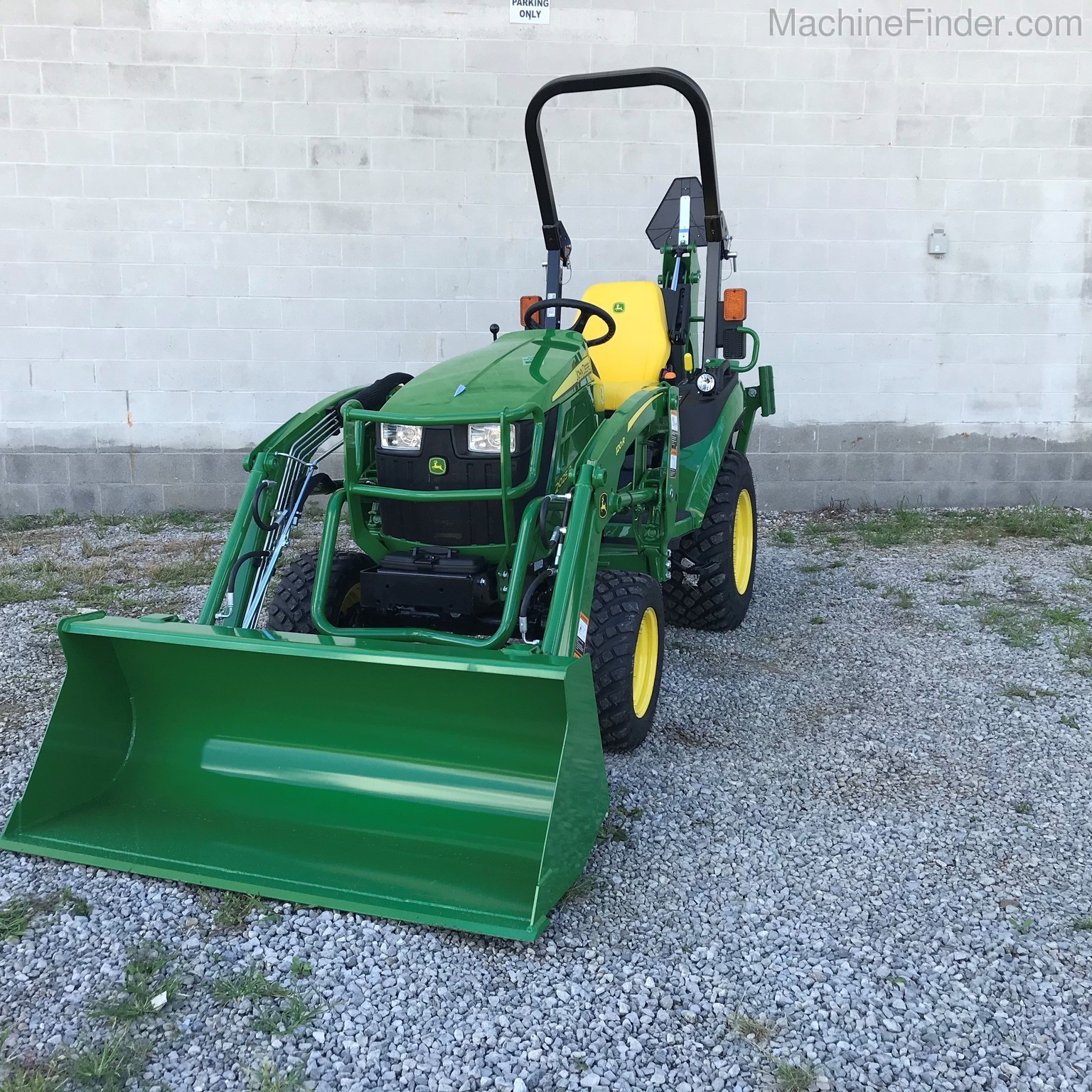 2020 John Deere 2025R Image 4