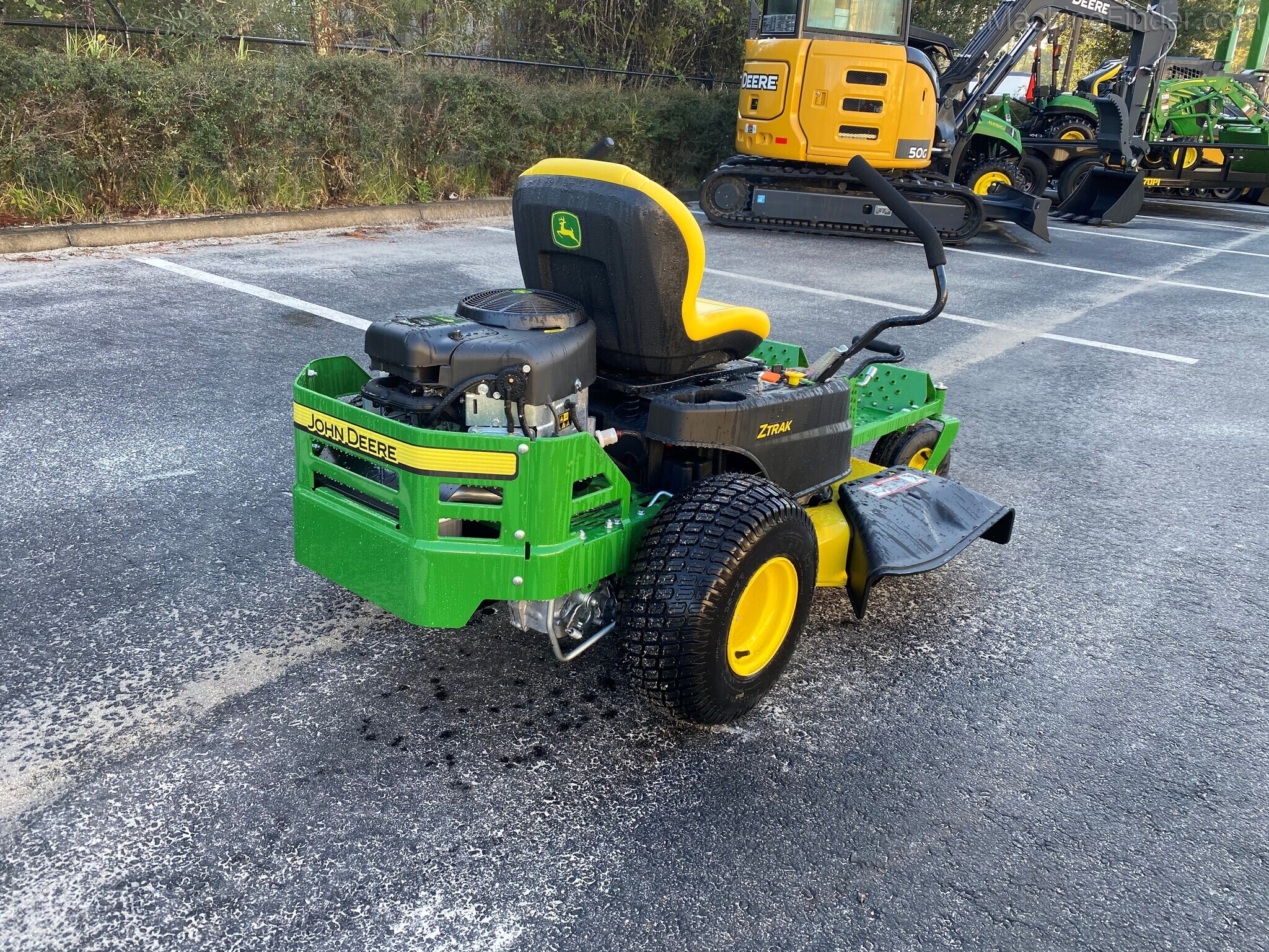 2021 John Deere Z335E Image 3