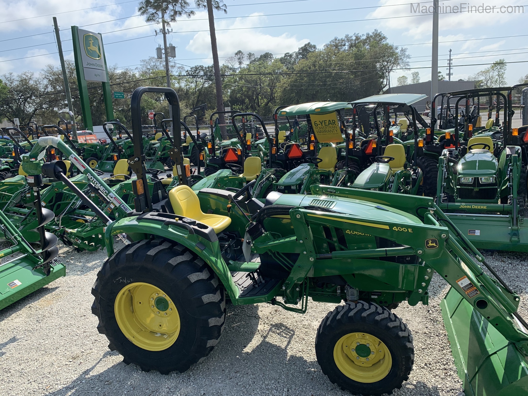2020 John Deere 4066M Image 1