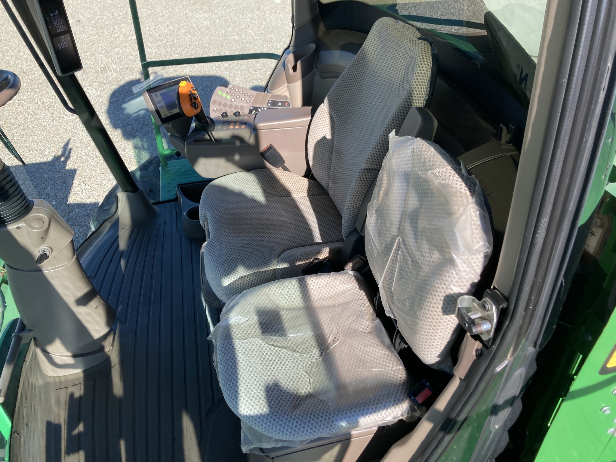 2018 John Deere W260 Image 39