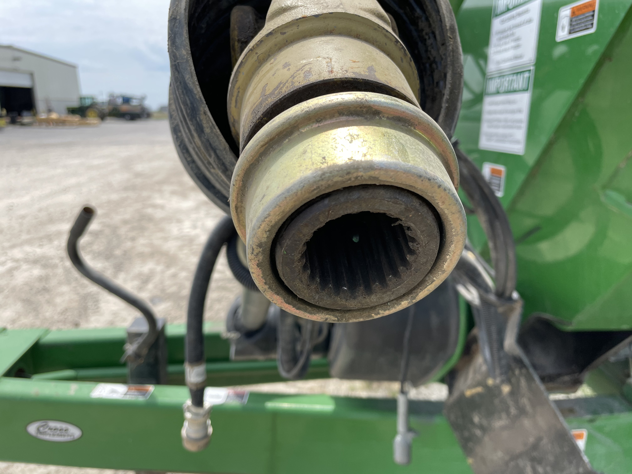 2014 Unverferth 1110 Image 5