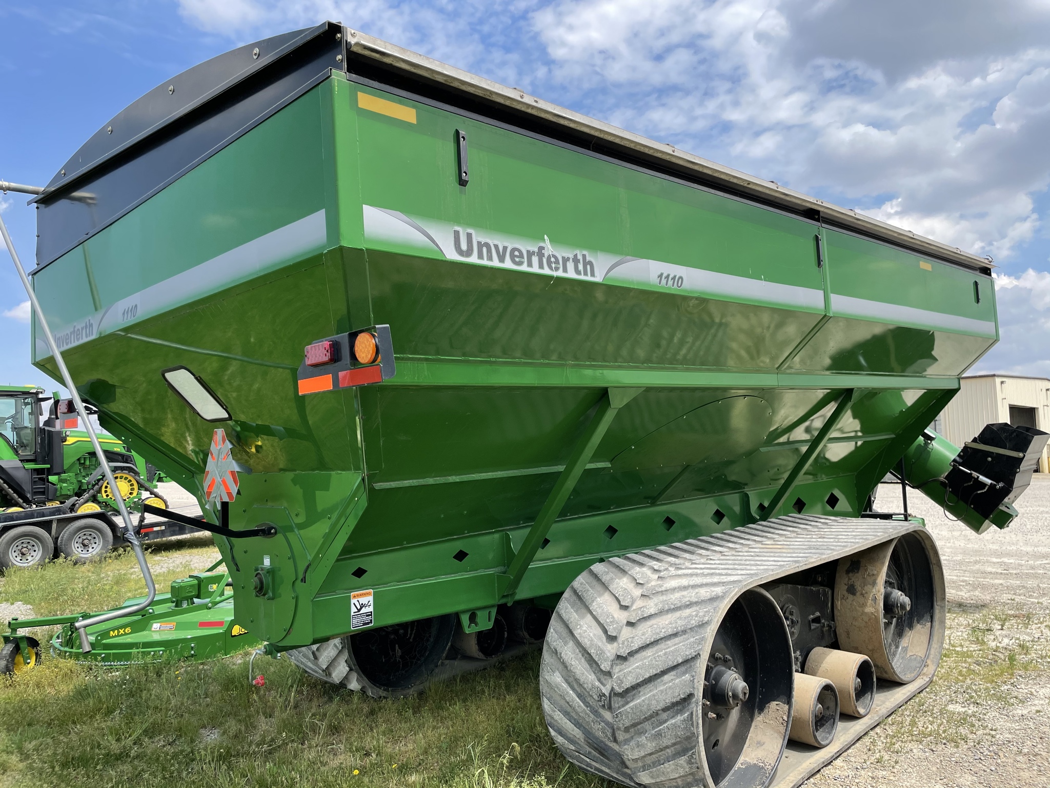 2014 Unverferth 1110 Image 3