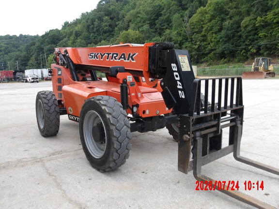 2022 Skytrak 8042