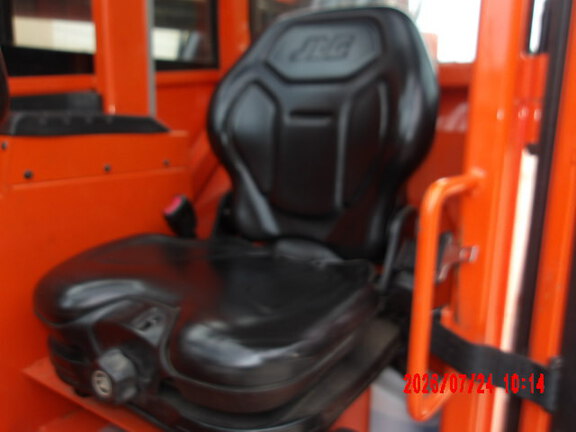 2022 Skytrak 8042