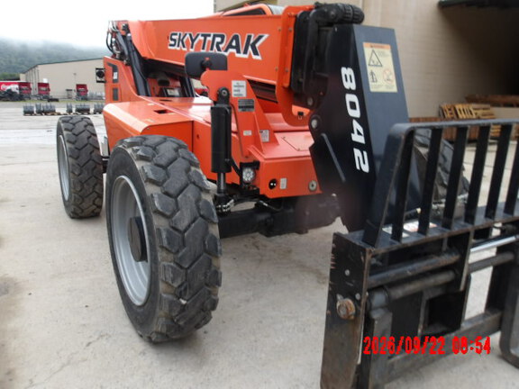 2022 Skytrak 8042