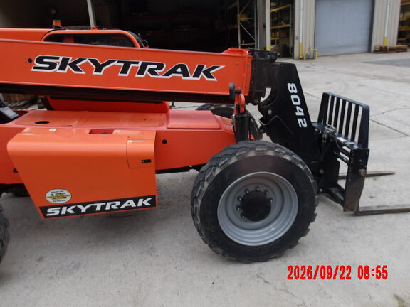 2022 Skytrak 8042