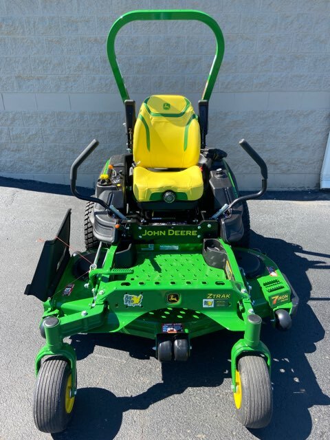 2025 John Deere Z960M Image 1