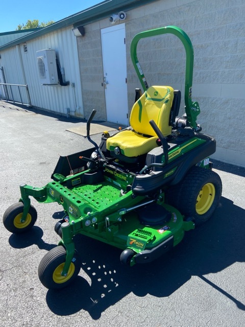2025 John Deere Z960M Image 3