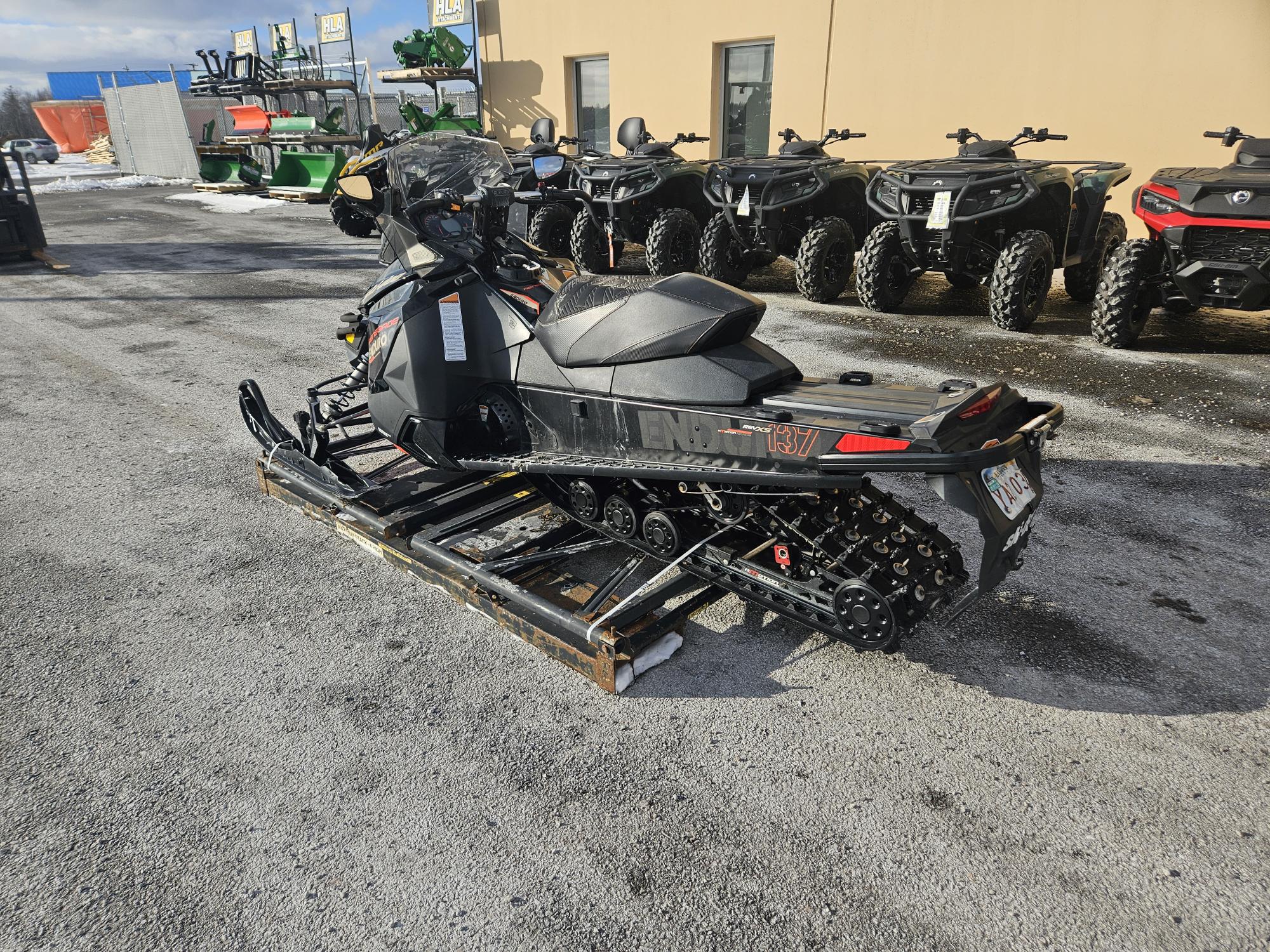 2017 Ski Doo Renegade Enduro 800 Etec Image 2
