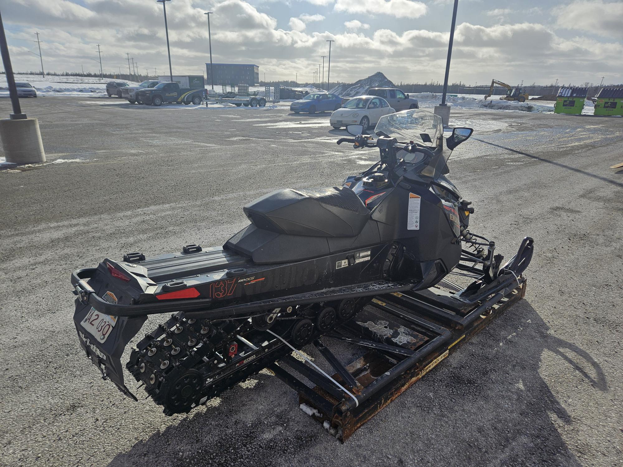 2017 Ski Doo Renegade Enduro 800 Etec Image 3