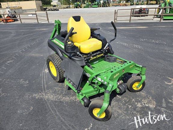 Photo of 2021 John Deere Z915E