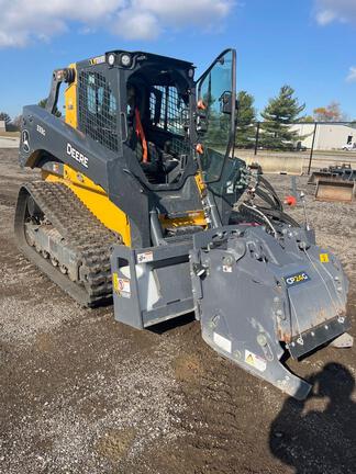 Photo of a 2023 John Deere 333G