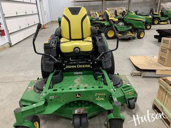 Photo of 2022 John Deere Z950R