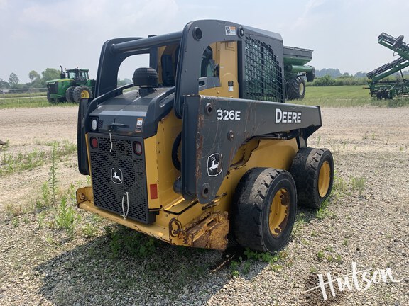 Photo of 2015 John Deere 326E