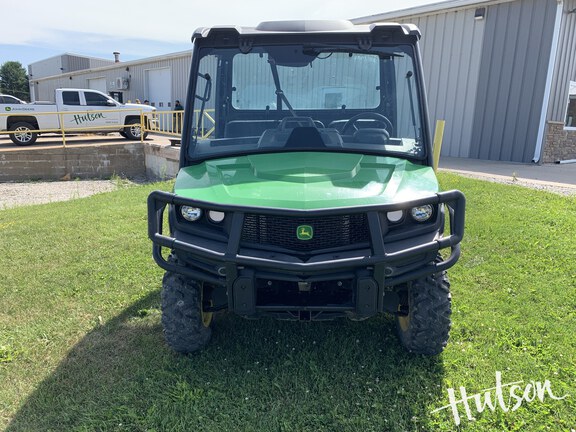 Photo of 2023 John Deere XUV 835M