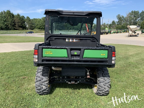 Photo of 2023 John Deere XUV 835M
