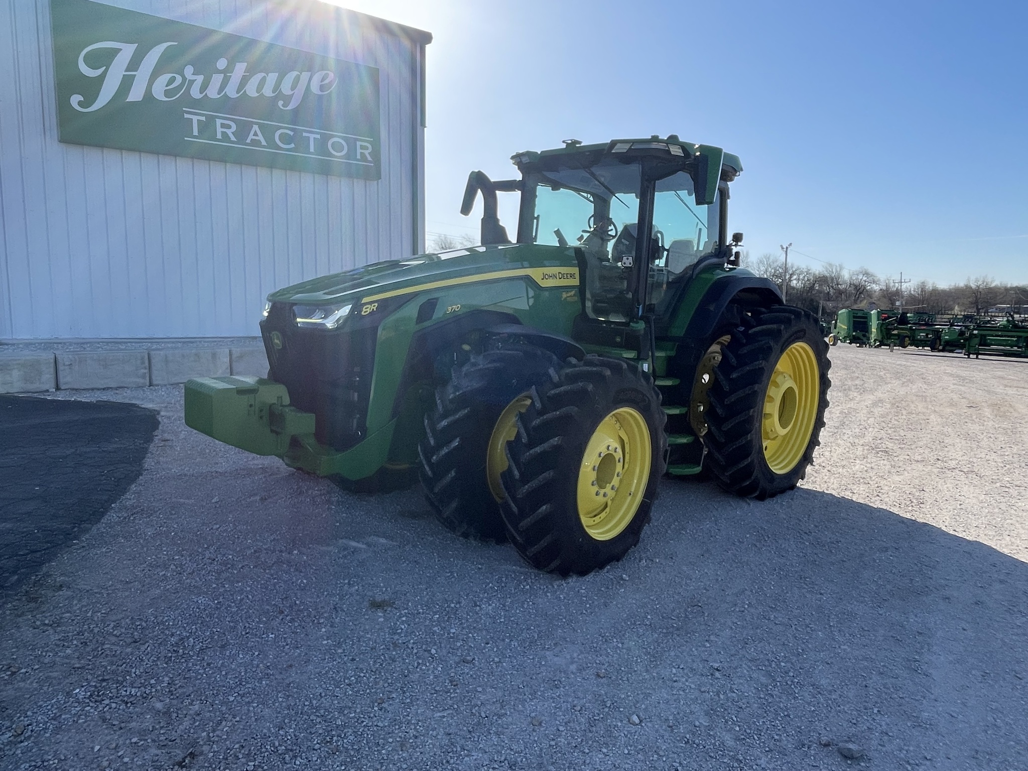  2023 John Deere 8R 370 at Heritage Tractor in Joplin, MO