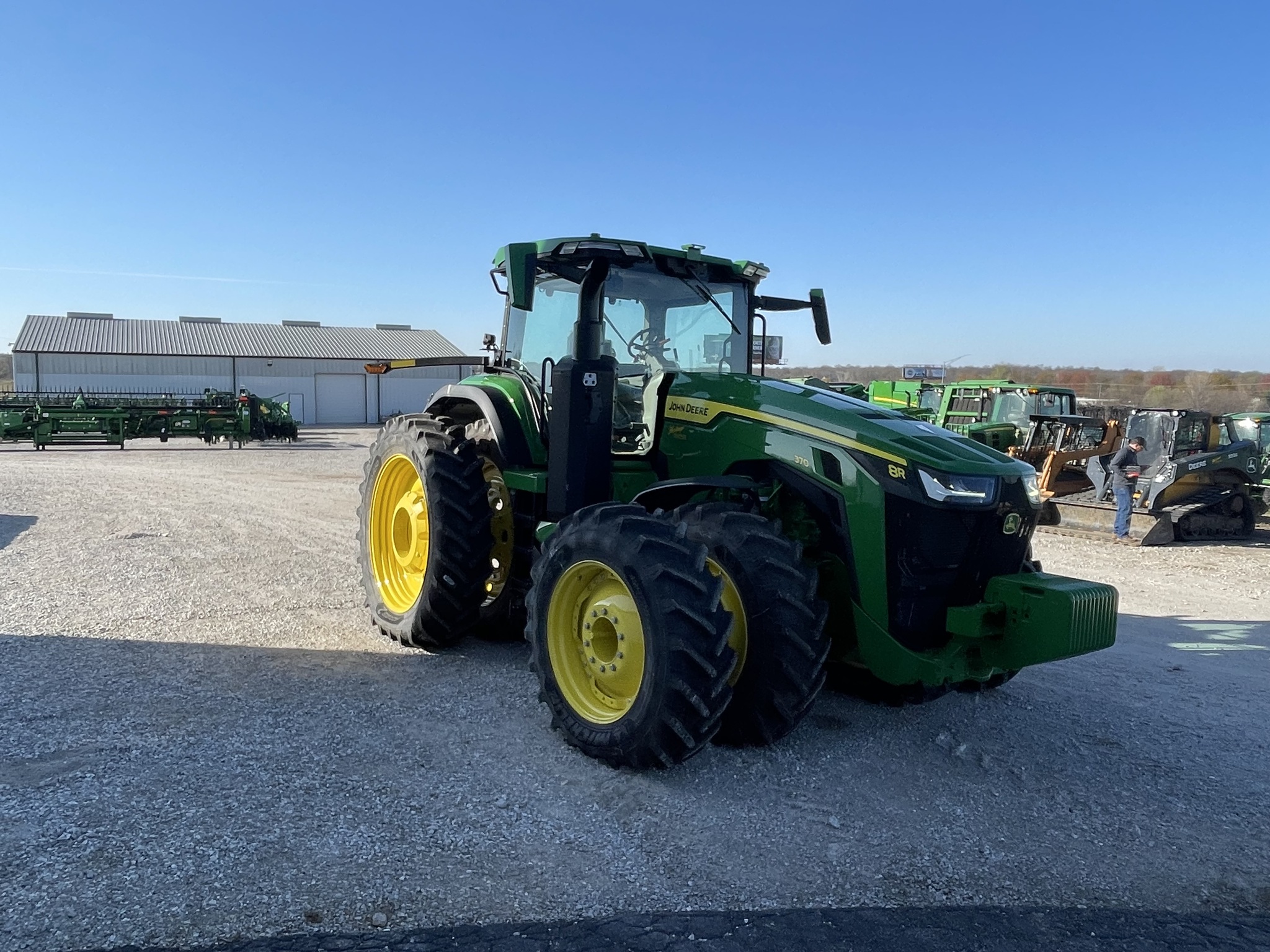  2023 John Deere 8R 370 at Heritage Tractor in Joplin, MO