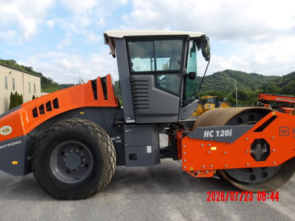 2023 Hamm HC120I