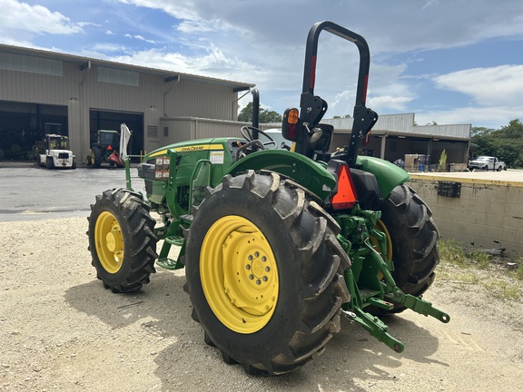 2023 John Deere 5075E Photo 8