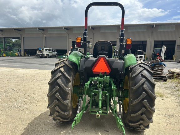 2023 John Deere 5075E Photo 7