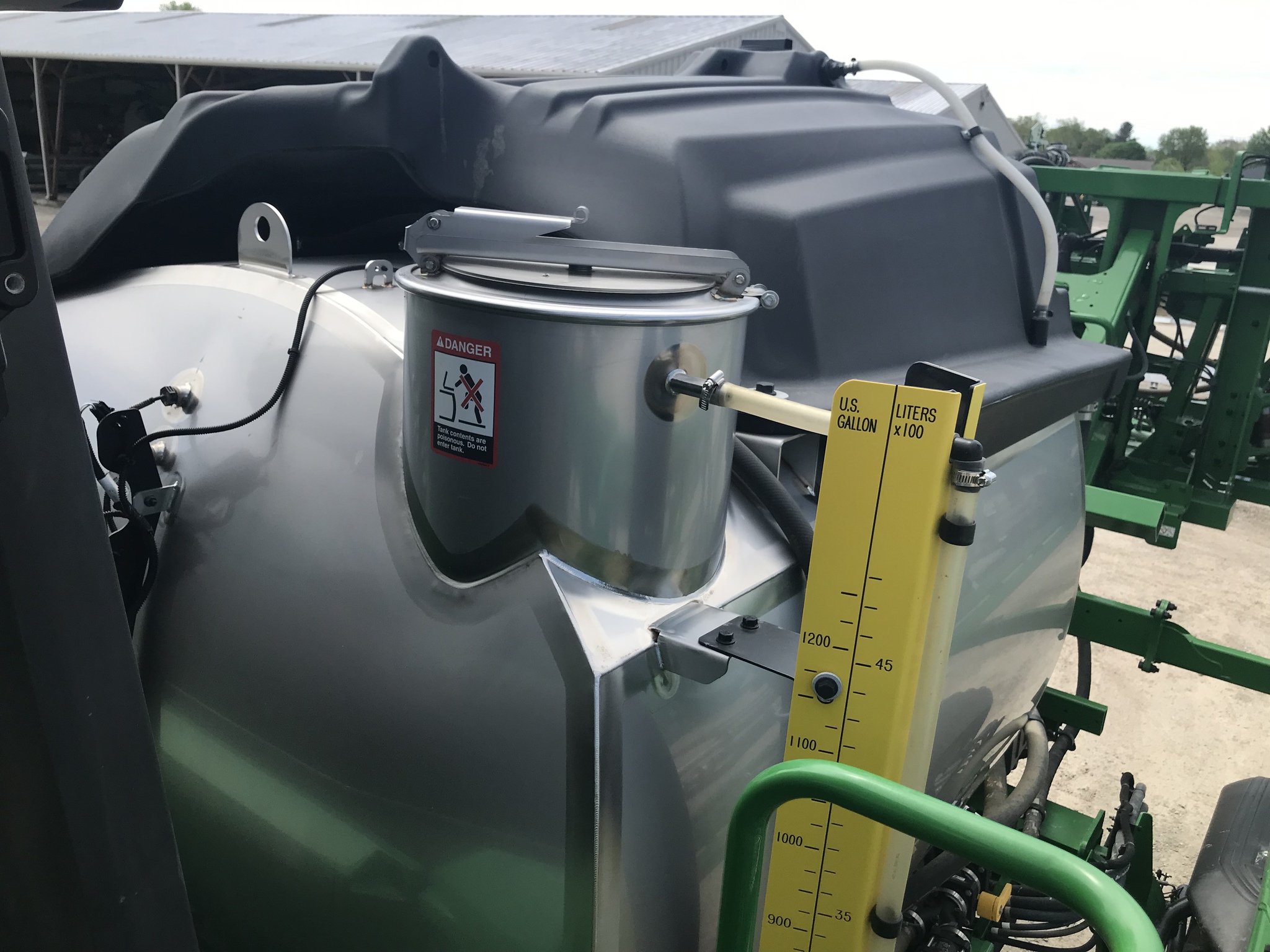 2022 John Deere 412R Image 22