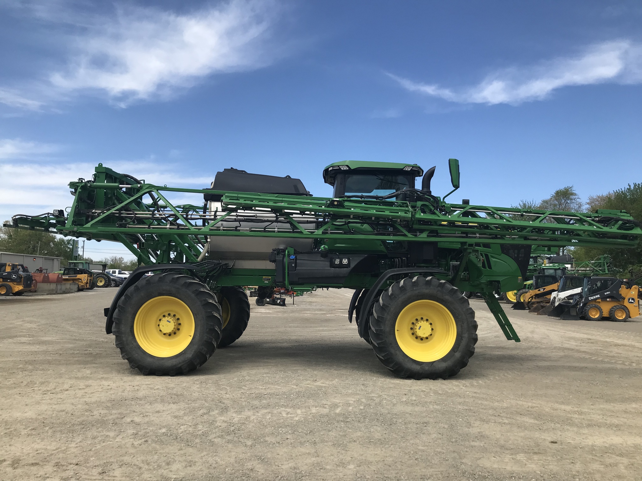 2022 John Deere 412R Image 9