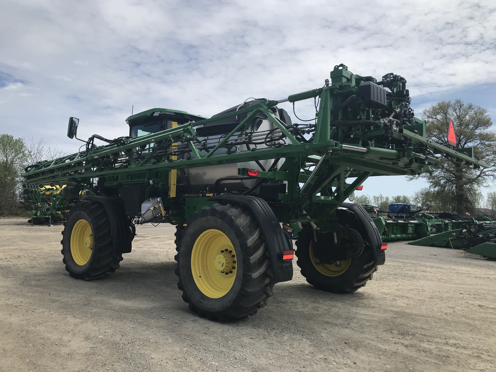 2022 John Deere 412R Image 5