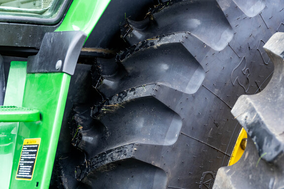 Used 2012 John Deere 6190R Row Crop Tractors at Koenig Equipment in Rushville, IN - Photo16